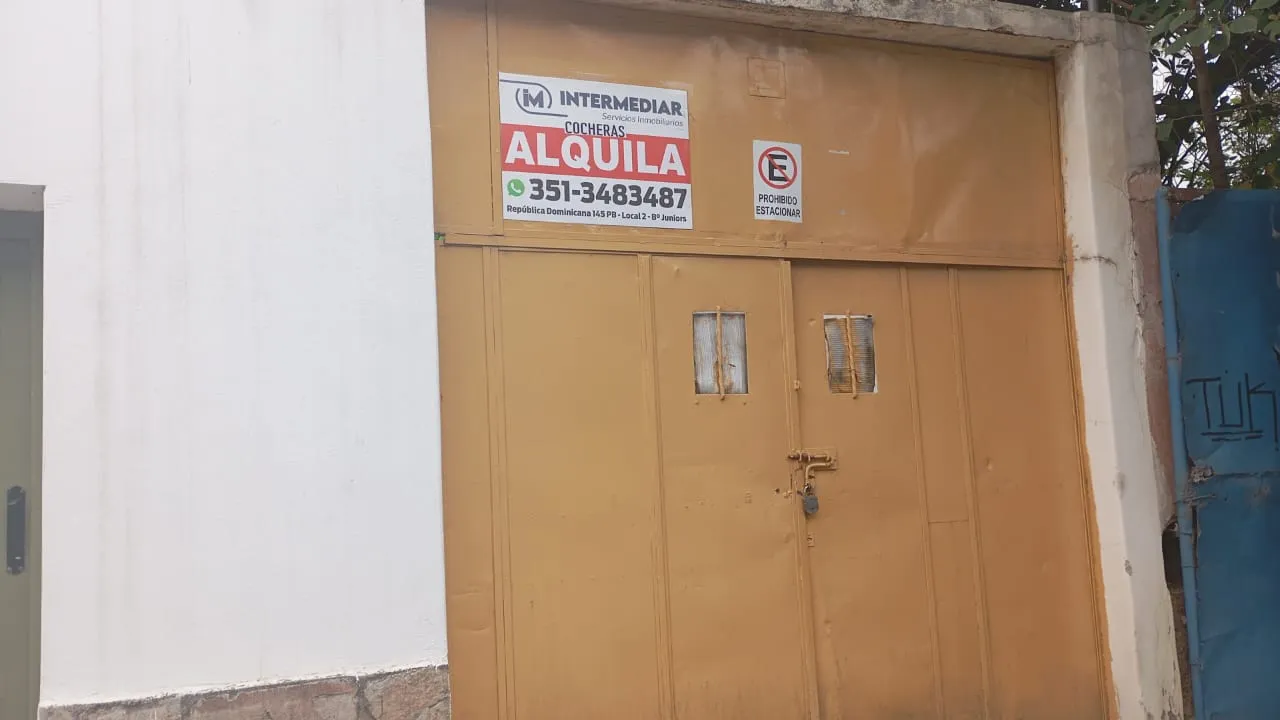 ALQUILO COCHERA EN Bº GENERAL PAZ
