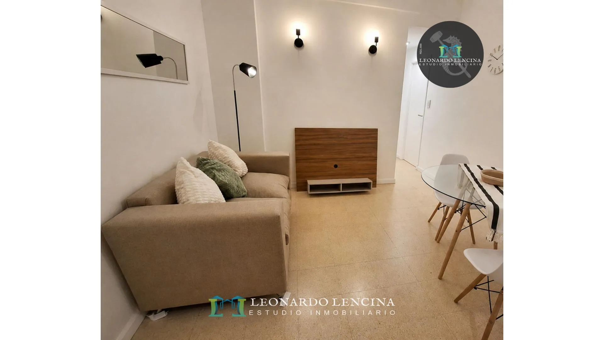 DEPARTAMENTO 2 AMBIENTES - EXCELENTE UBICACION - PLAZA COLÓN