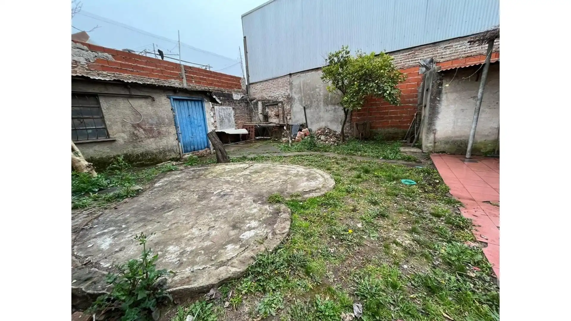 CASA 3 AMB CON JARDIN Y GARAJE PASANTE
