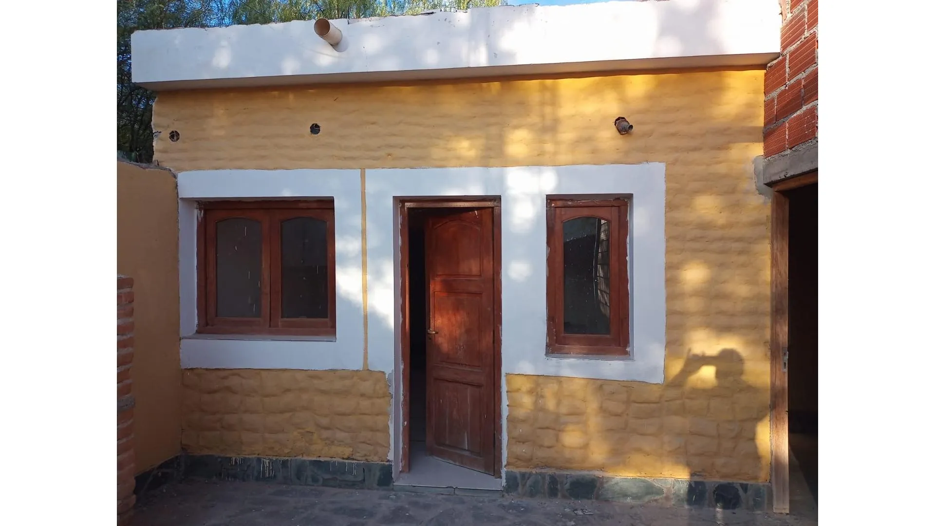 EXCELENTE OPORTUNDAD COMERCIAL EN SANTA MARIA CATAMARCA