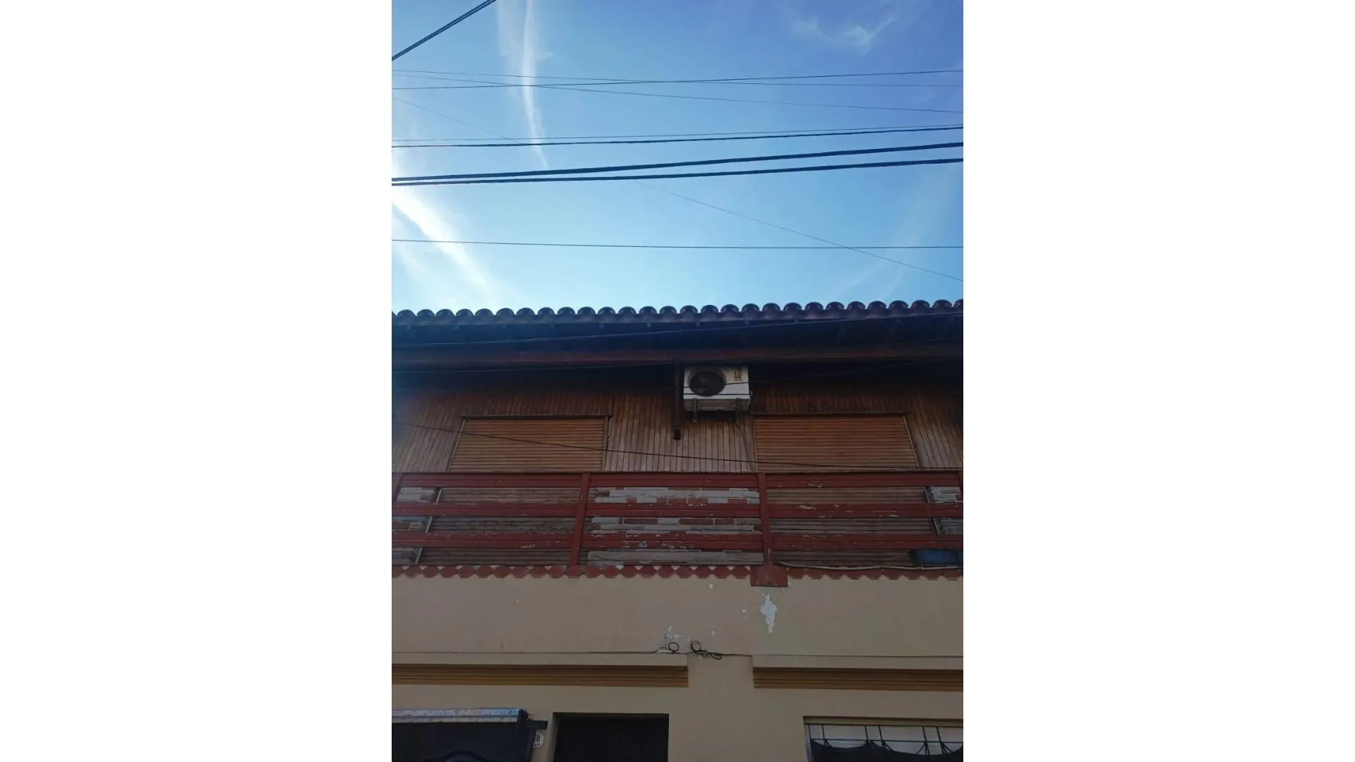 PH 3 AMB POR ESCALERA CON TZA Y BALCON