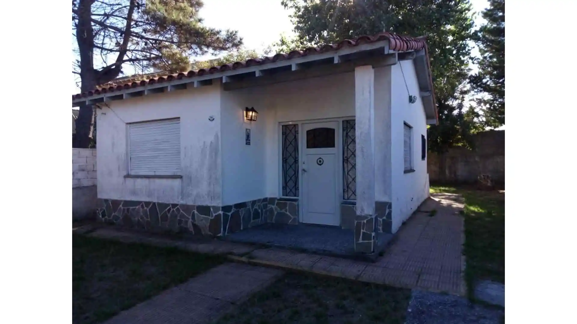 CASA 3 AMB CON GARAJE PASANTE.
