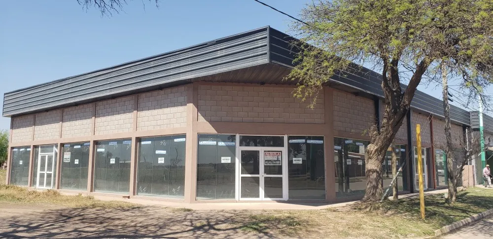ALQUILO - LOCAL COMERCIAL - LA PARA (frenta Ruta 17 )