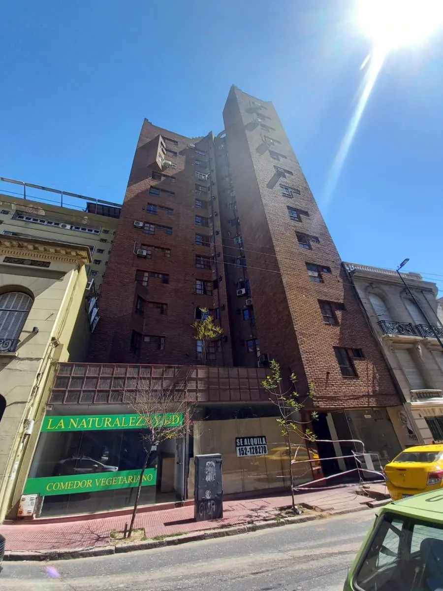 CENTRO - Departamento de dos dormitorios en calle Belgrano.