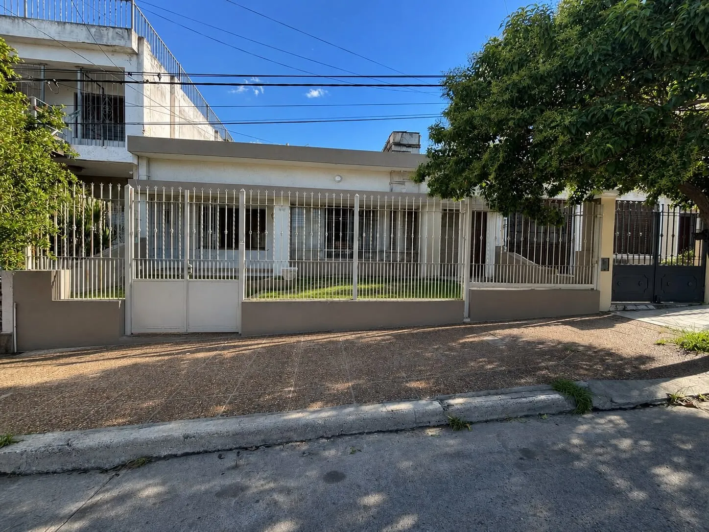 VENTA DE CASA A METROS DE B° MAIPU