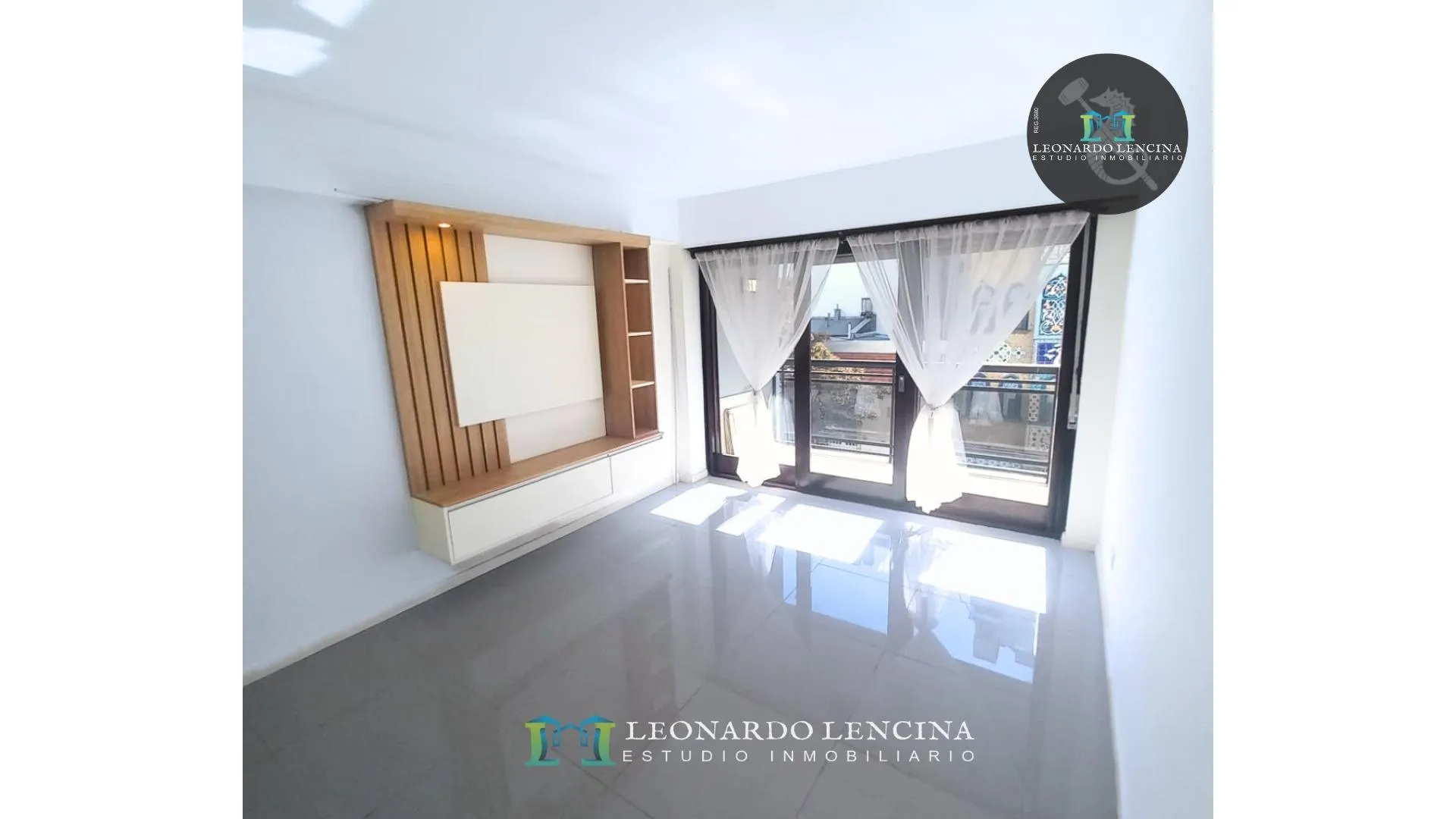 DEPARTAMENTO 3 AMB. - RECICLADO - AL FRENTE - CENTRO
