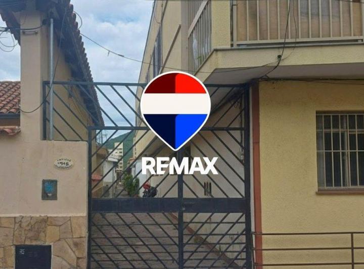 Casa · 136m² · 5 Ambientes · 1 Cochera