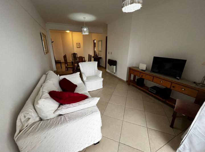 Departamento · 85m² · 5 Ambientes
