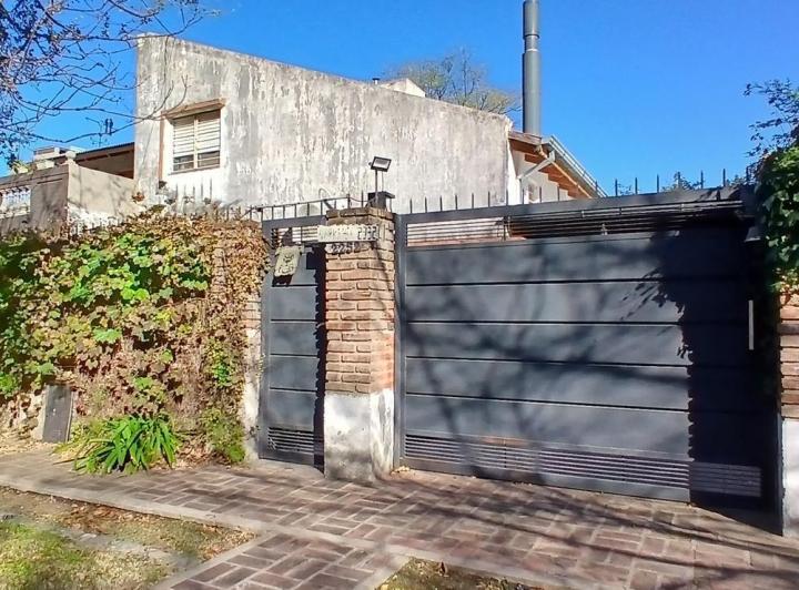 Casa · 100m² · 4 Ambientes · 1 Cochera