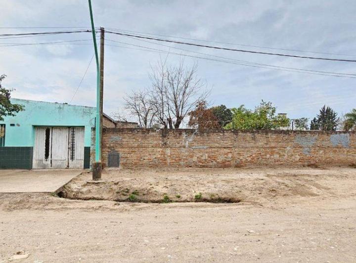 Casa · 200m² · 5 Ambientes · 1 Cochera