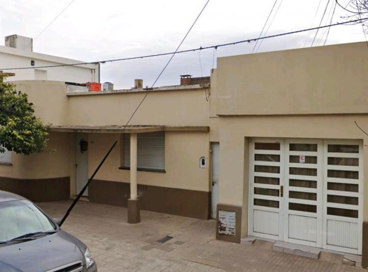 Casa · 182m² · 4 Ambientes · 1 Cochera