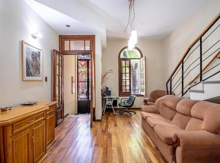 Casa · 188m² · 6 Ambientes · 1 Cochera