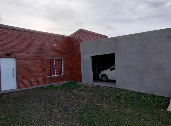 Casa · 87m² · 5 Ambientes · 1 Cochera
