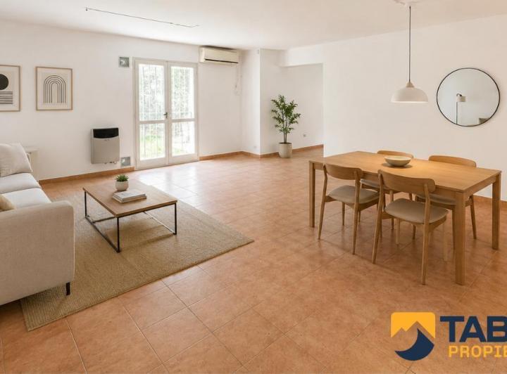 Casa · 150m² · 5 Ambientes · 1 Cochera
