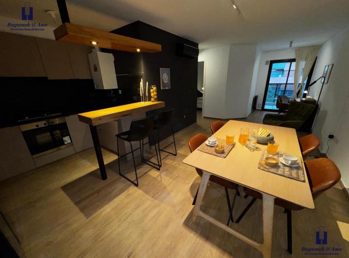 Departamento · 42m² · 2 Ambientes · 5 Cocheras