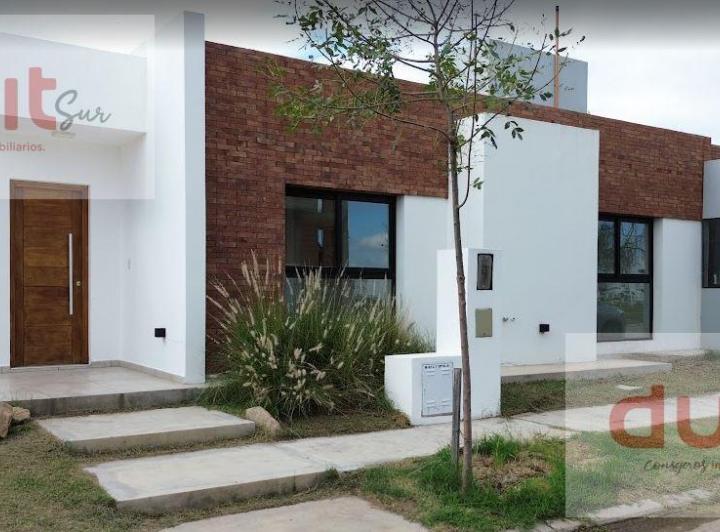 Casa · 80m² · 4 Ambientes · 1 Cochera
