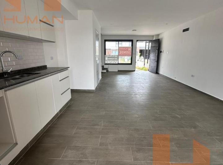 Casa · 118m² · 3 Ambientes · 1 Cochera