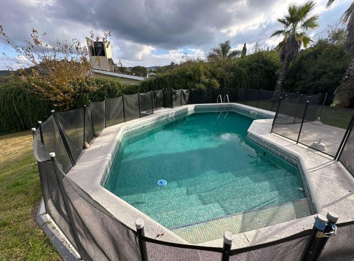 Casa · 256m² · 6 Ambientes · 2 Cocheras