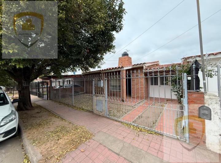 Casa · 120m² · 5 Ambientes · 1 Cochera