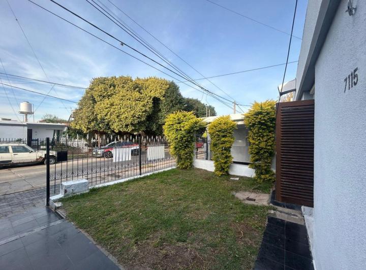 Casa · 151m² · 6 Ambientes · 1 Cochera