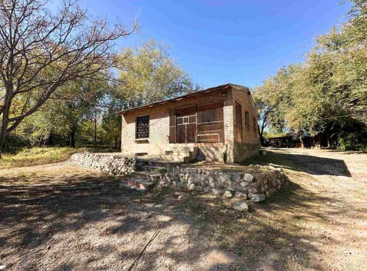 Casa · 150m² · 8 Ambientes