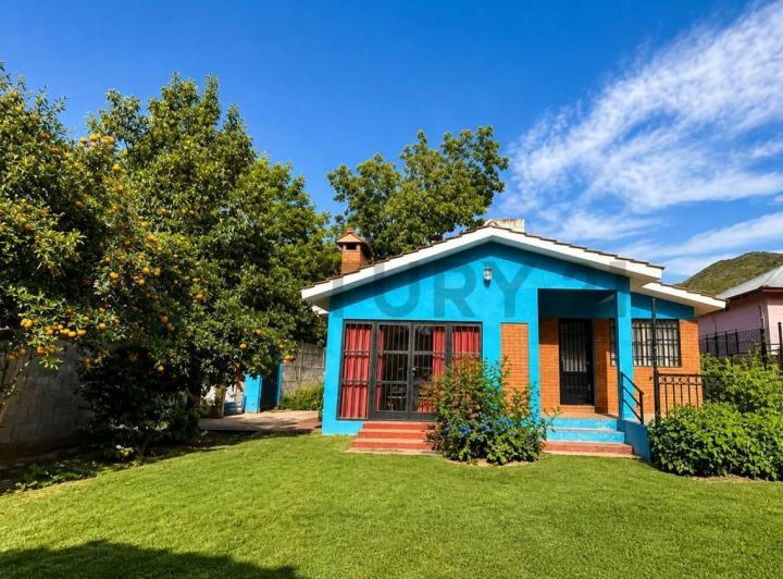 Casa · 97m² · 4 Ambientes · 1 Cochera