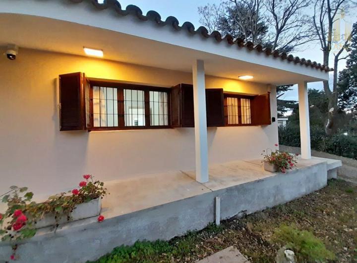 Casa · 125m² · 4 Ambientes · 1 Cochera