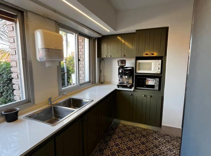 Casa · 388m² · 14 Ambientes · 2 Cocheras