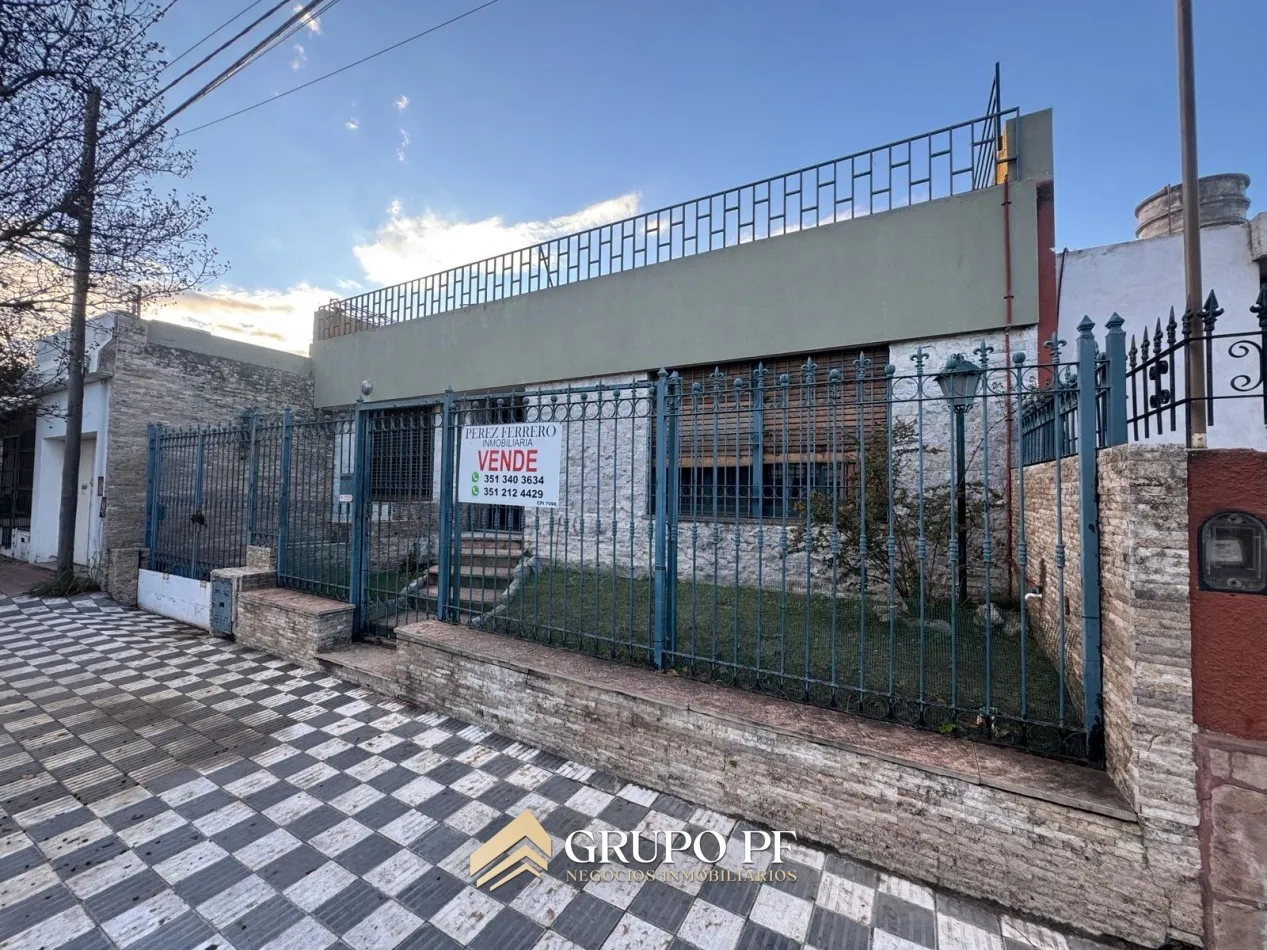 CASA APTO CREDITO A MTS DE AV. SABATTINI