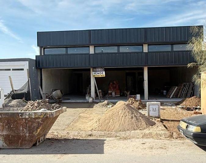 Local comercial · 155m² · 2 Ambientes