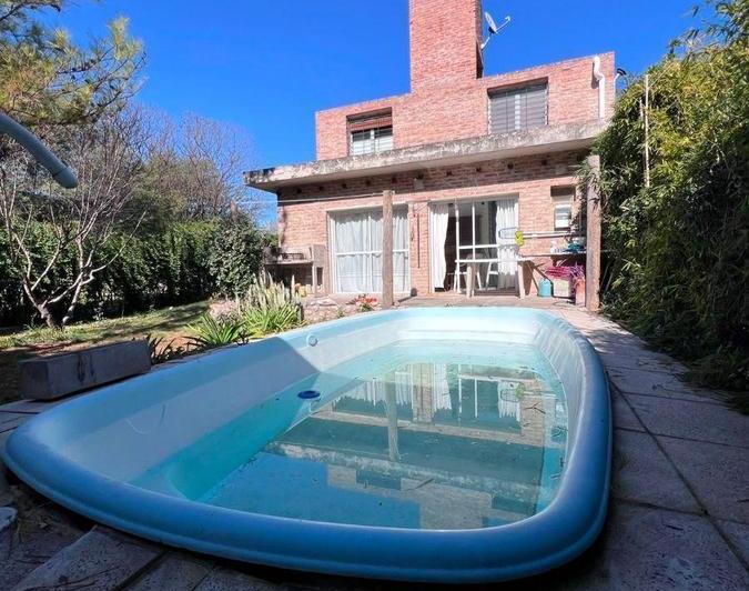 Casa · 80m² · 4 Ambientes · 1 Cochera