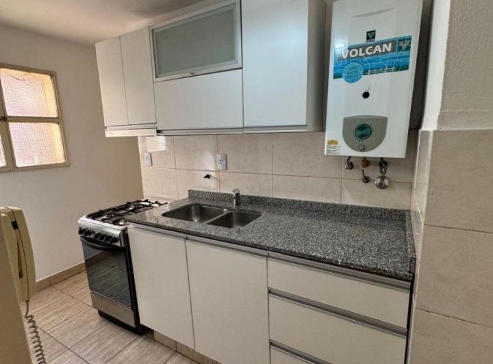 Departamento · 80m² · 5 Ambientes