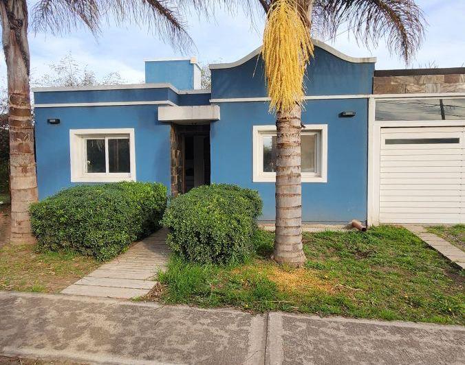 Casa · 50m² · 5 Ambientes · 4 Cocheras