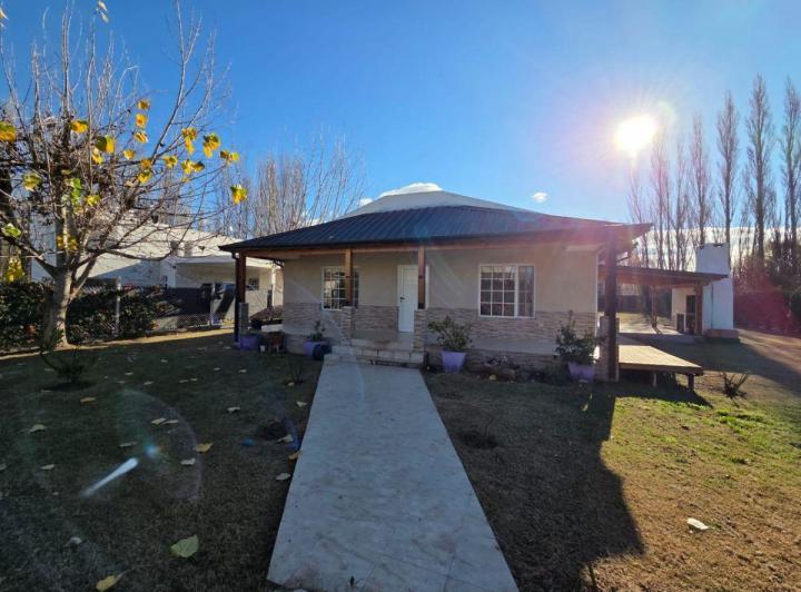 Casa · 175m² · 4 Ambientes · 1 Cochera