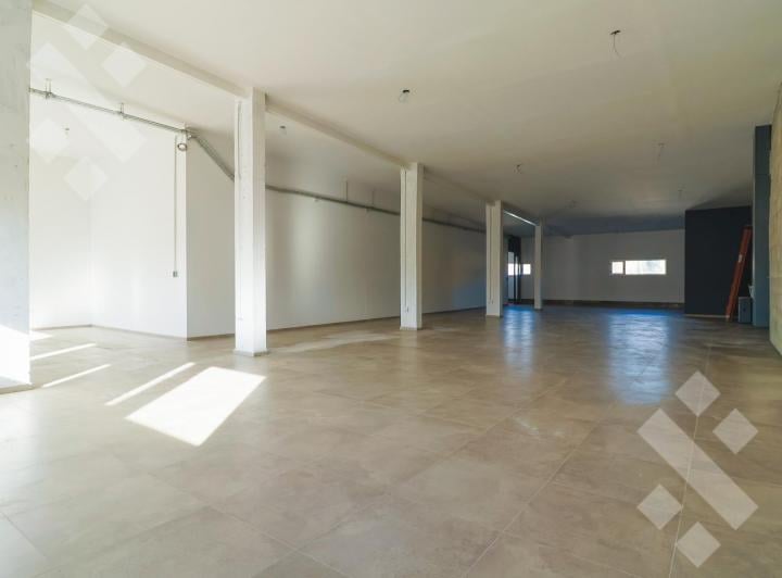 Oficina comercial · 200m² · 1 Ambiente