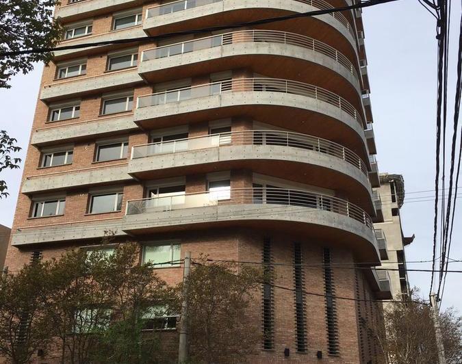 Departamento · 195m² · 7 Ambientes · 2 Cocheras