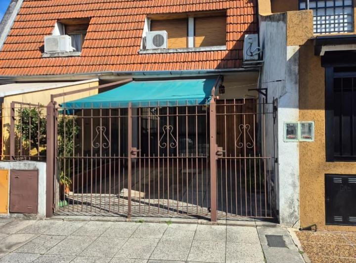 PH · 102m² · 4 Ambientes · 1 Cochera