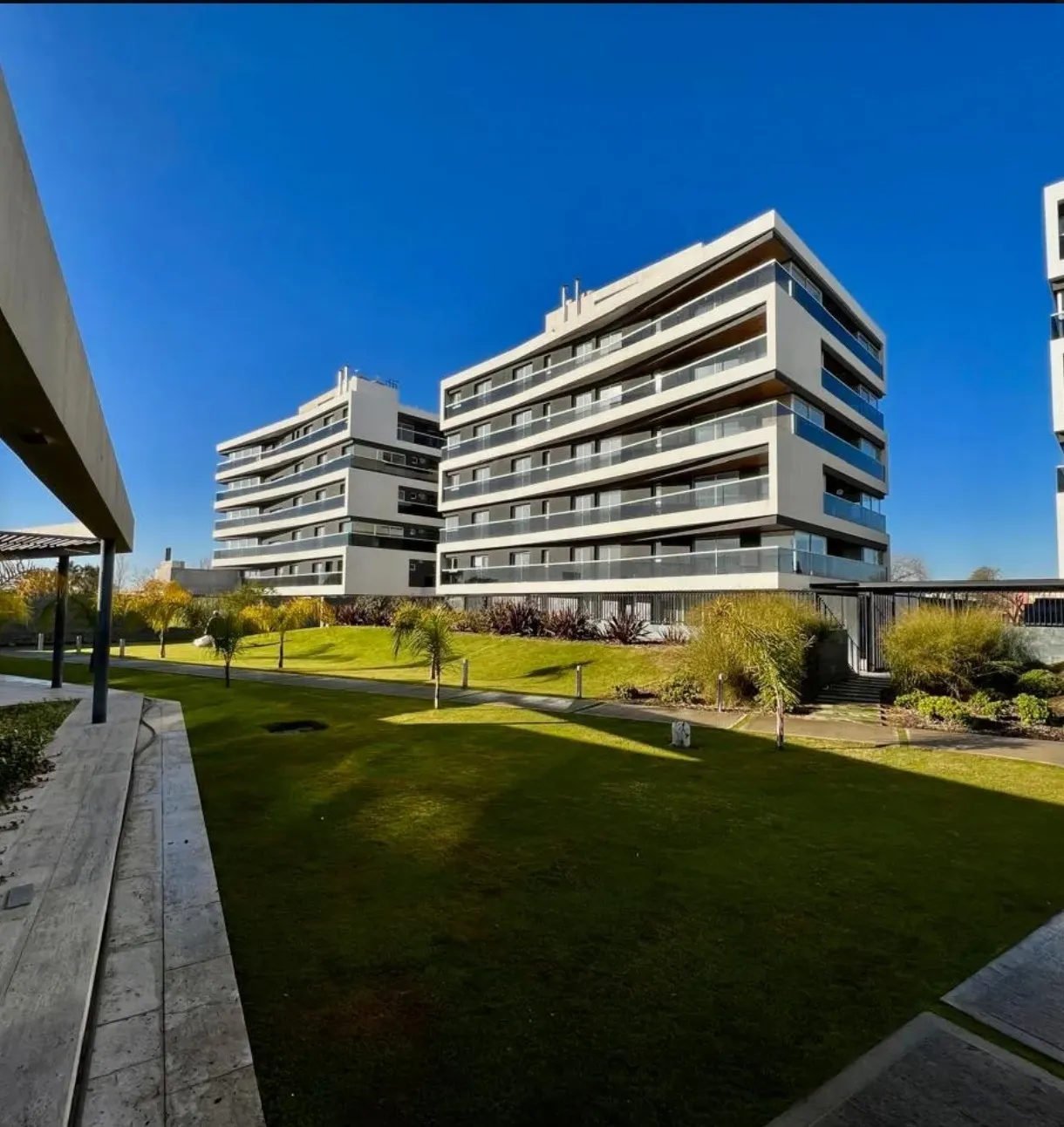 CONDOMINIO SUMMUM