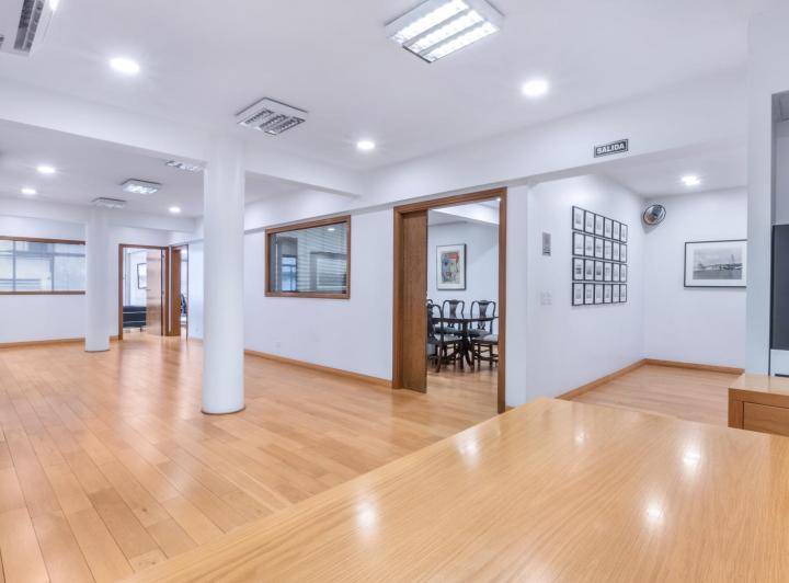 Departamento · 160m² · 9 Ambientes