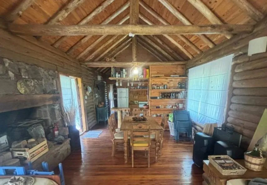 VENDO CASA DE CAMPO EN LA GRANJA, PROV. CORDOBA, 6 HECTAREAS CON VISTA