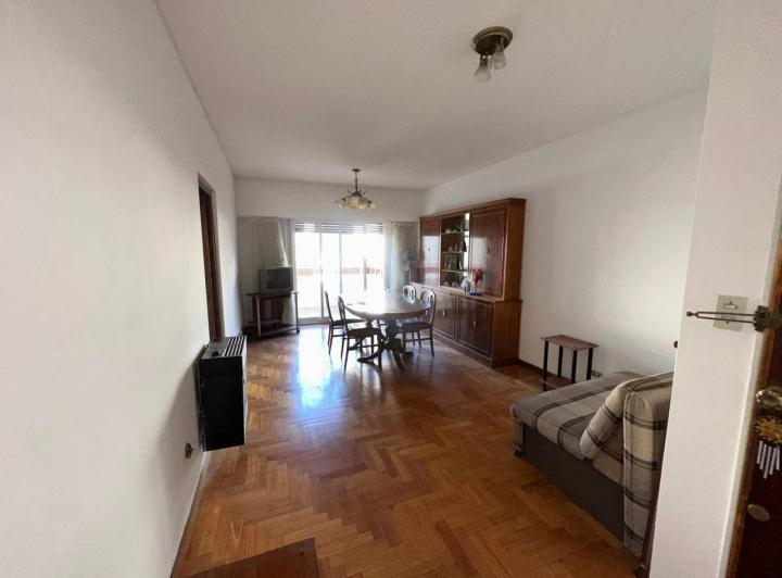 Departamento · 55m² · 2 Ambientes · 1 Cochera
