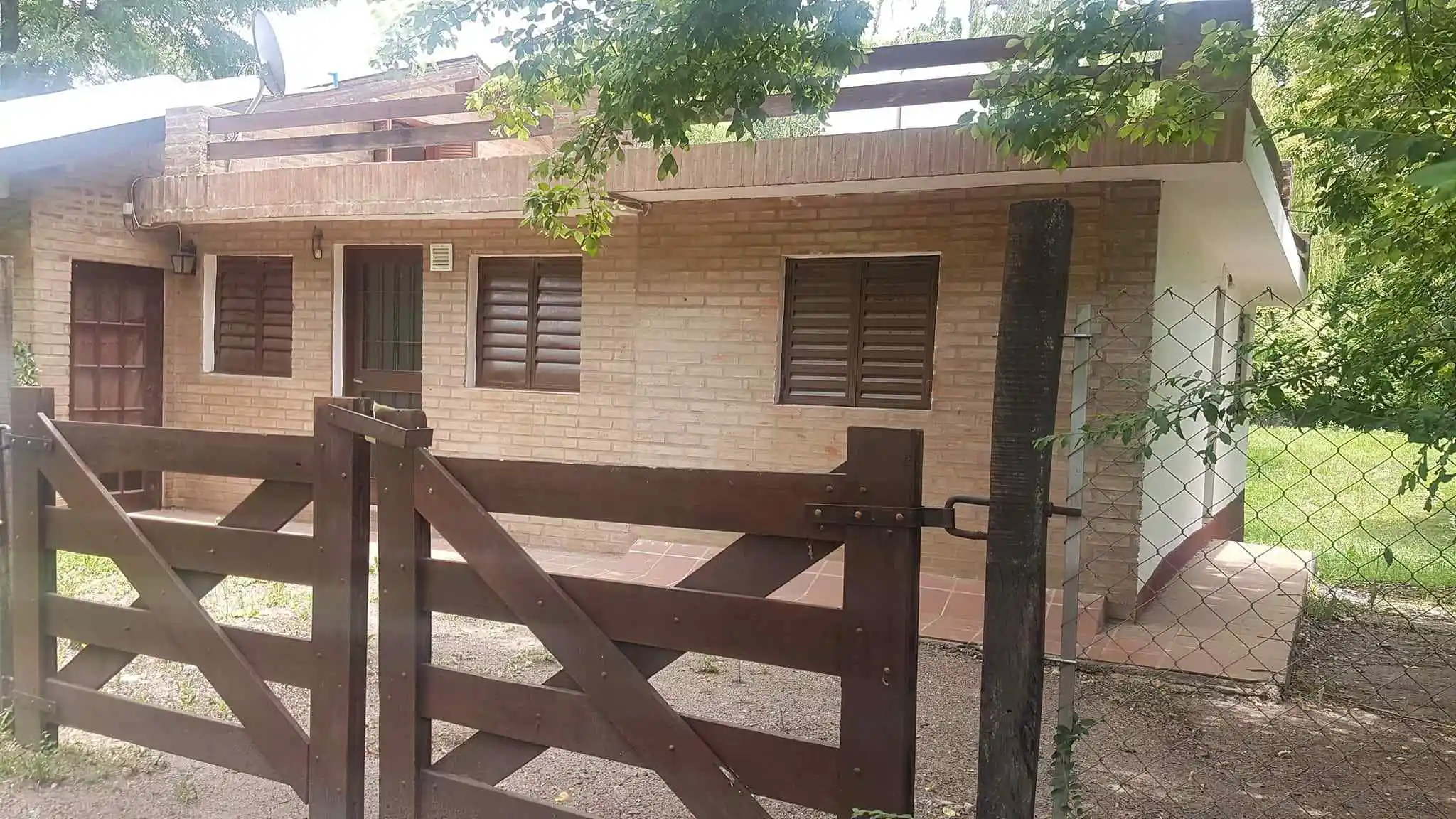 VENDO DOS CASAS AL PRECIO DE UNA EN VERTIENTES DE LA GRANJA