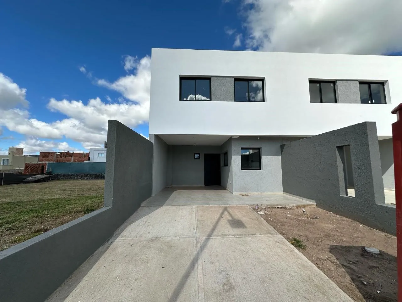 VENTA DUPLEX EN DOCTA CÓRDOBA - 3 DORMITORIOS, A ESTRENAR