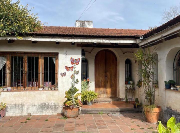 Casa · 328m² · 4 Ambientes