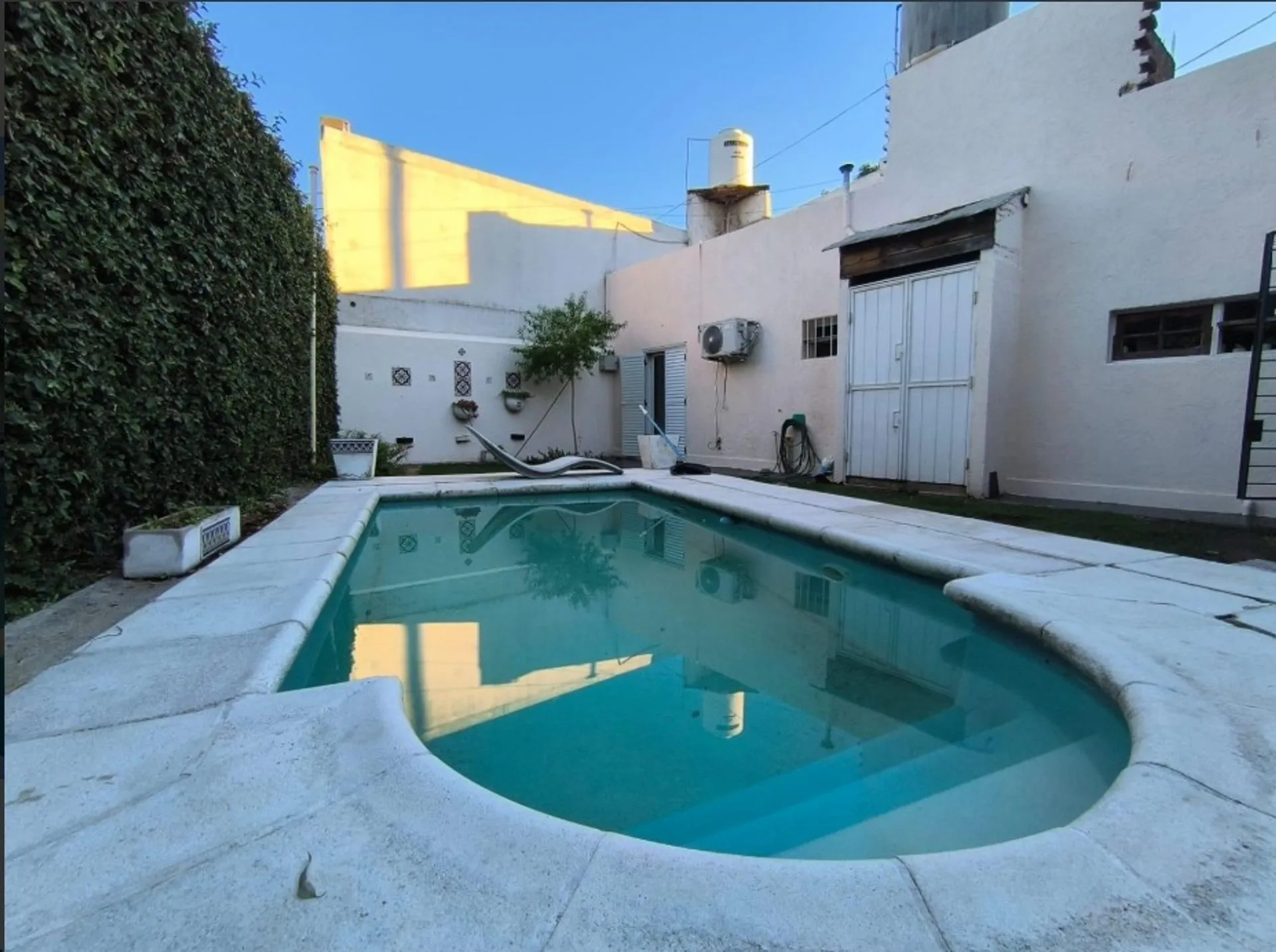 CASA CORDOBA Bº CERRO NORTE 2 DEPARTAMENTOS 1 DORMI PILETA QUINCHO JARDIN VENTA