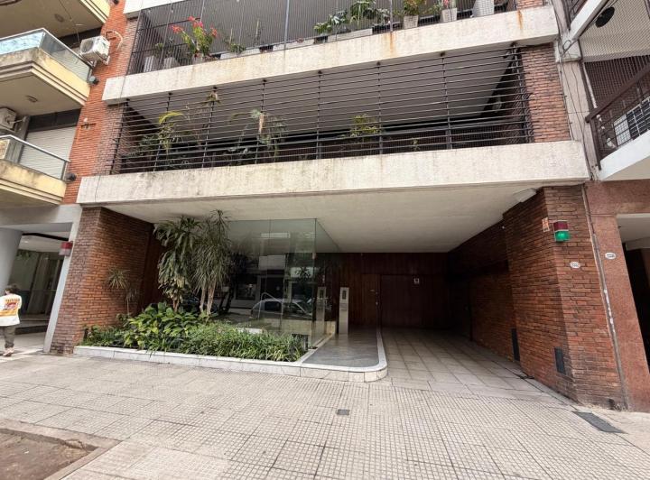 Departamento · 222m² · 5 Ambientes · 2 Cocheras