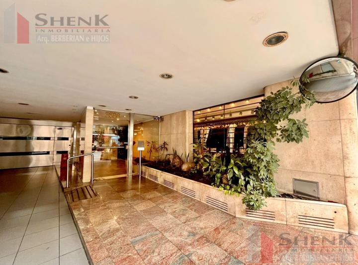 Departamento · 140m² · 5 Ambientes · 1 Cochera
