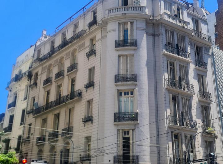 Departamento · 128m² · 5 Ambientes