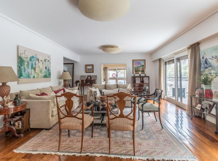 Departamento · 238m² · 5 Ambientes · 2 Cocheras