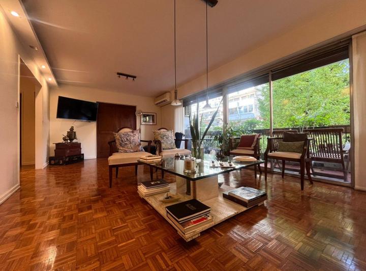 Departamento · 194m² · 6 Ambientes · 1 Cochera